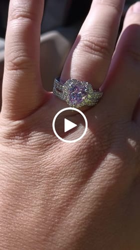 Customer video review of Halo Heart Purple Heart CZ Ring Set in Sterling Silver
