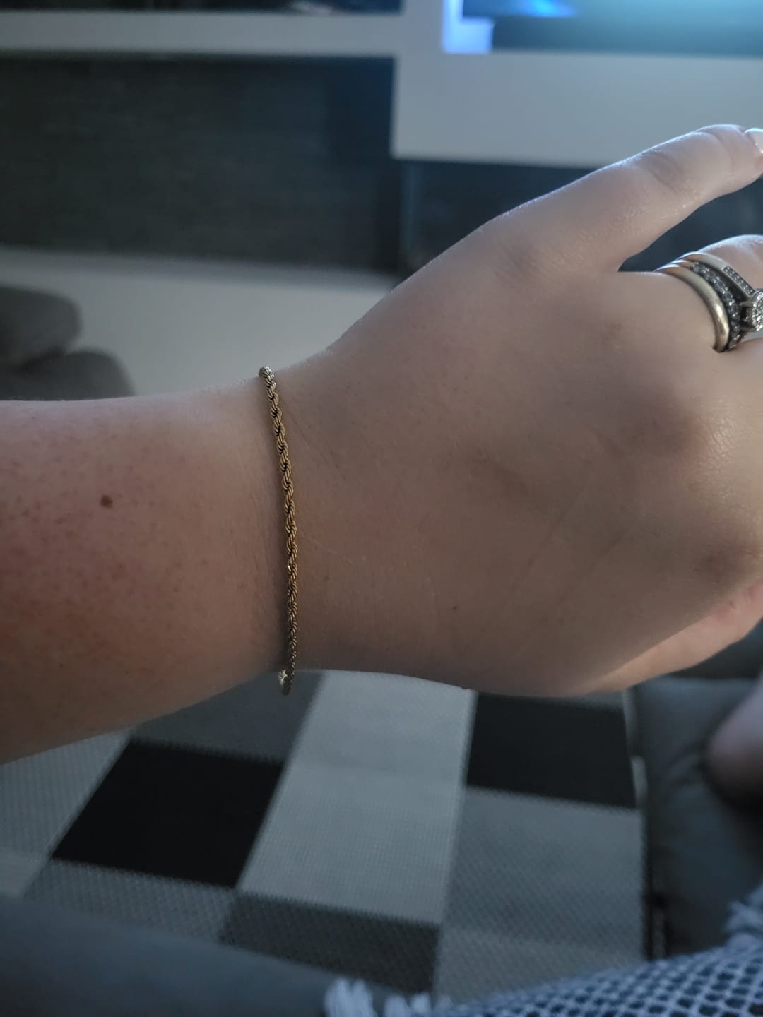 Customer photo review of Rope Chain Bracelet in Gold