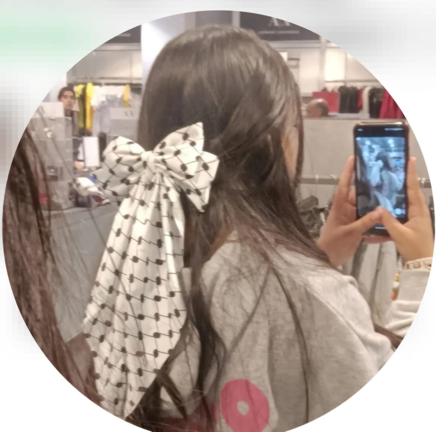 Customer photo review of Keffiyeh Hatta Hair Accessories - Scrunchie Bow Headband Bonnet Long Bows