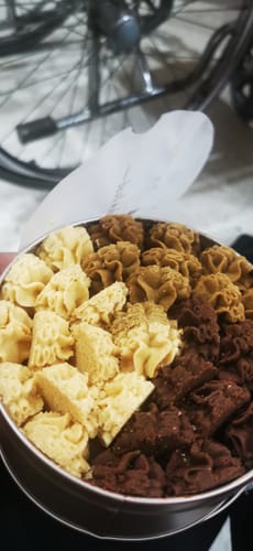 Customer photo review of Signature Mix Butter Cookies