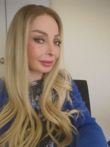 Customer photo review of Starlight Balayage Light Blonde