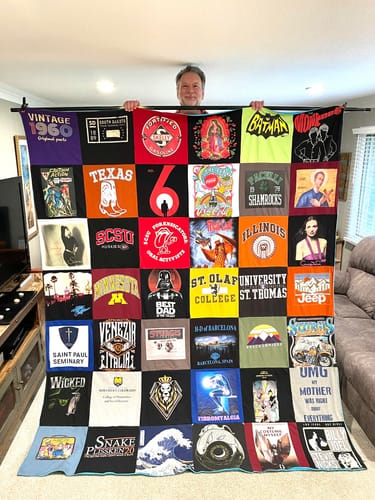T-shirt quilt featuring minnesota golden gophers by Thomas from CO