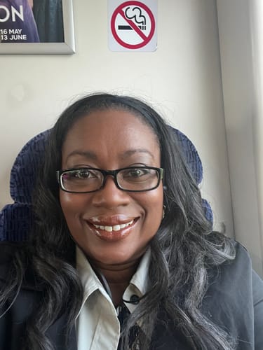 Customer photo review of The Headband Wig Perfect Wave