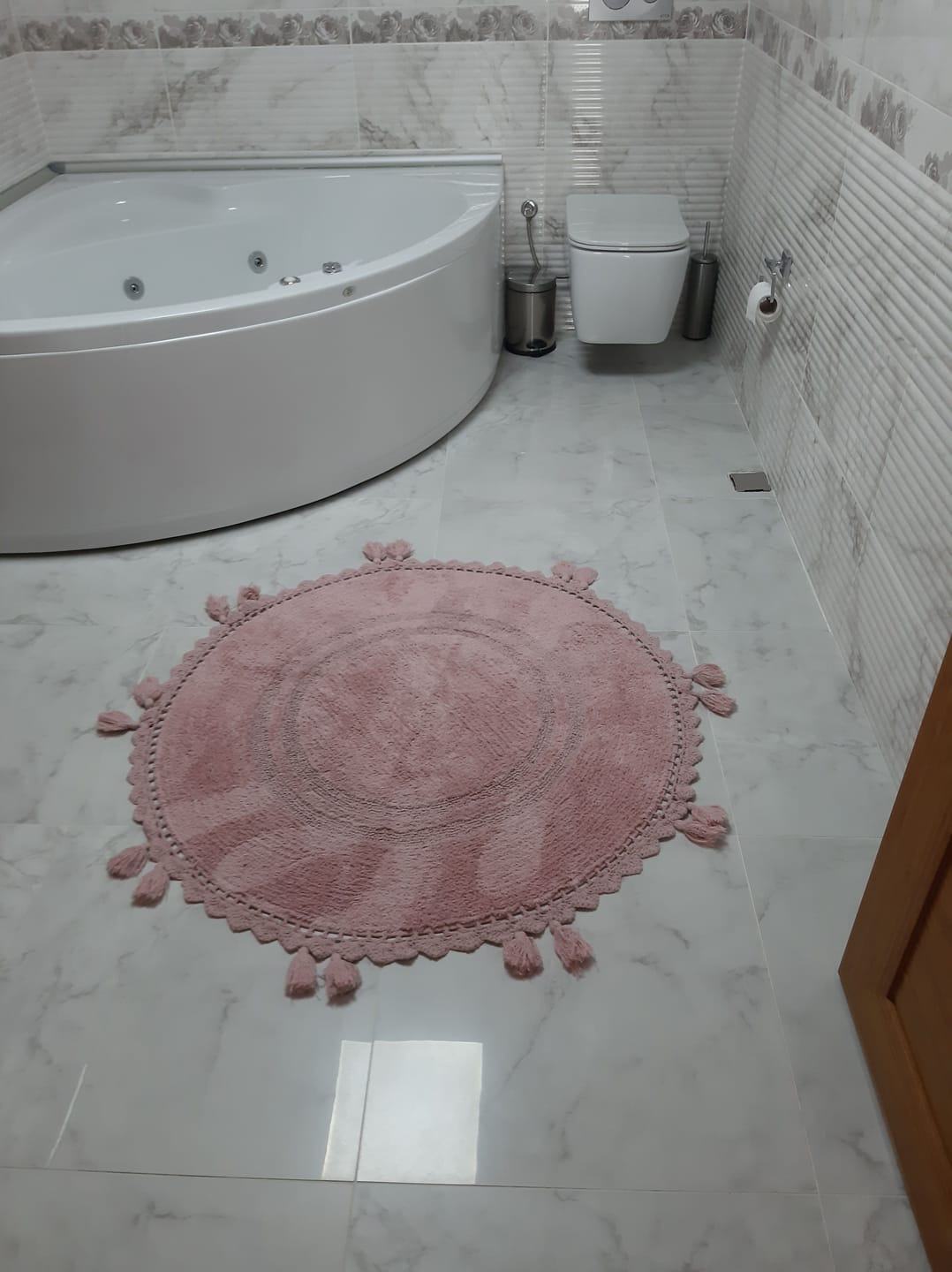 Customer photo review of Olivid Yuvarlak Banyo Paspası %100 Pamuk 100x100 Ekru