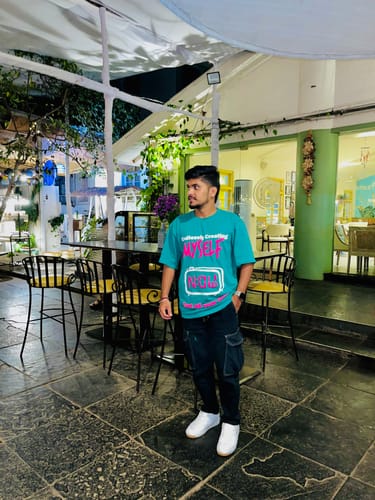 Customer photo review of CLUB Off White