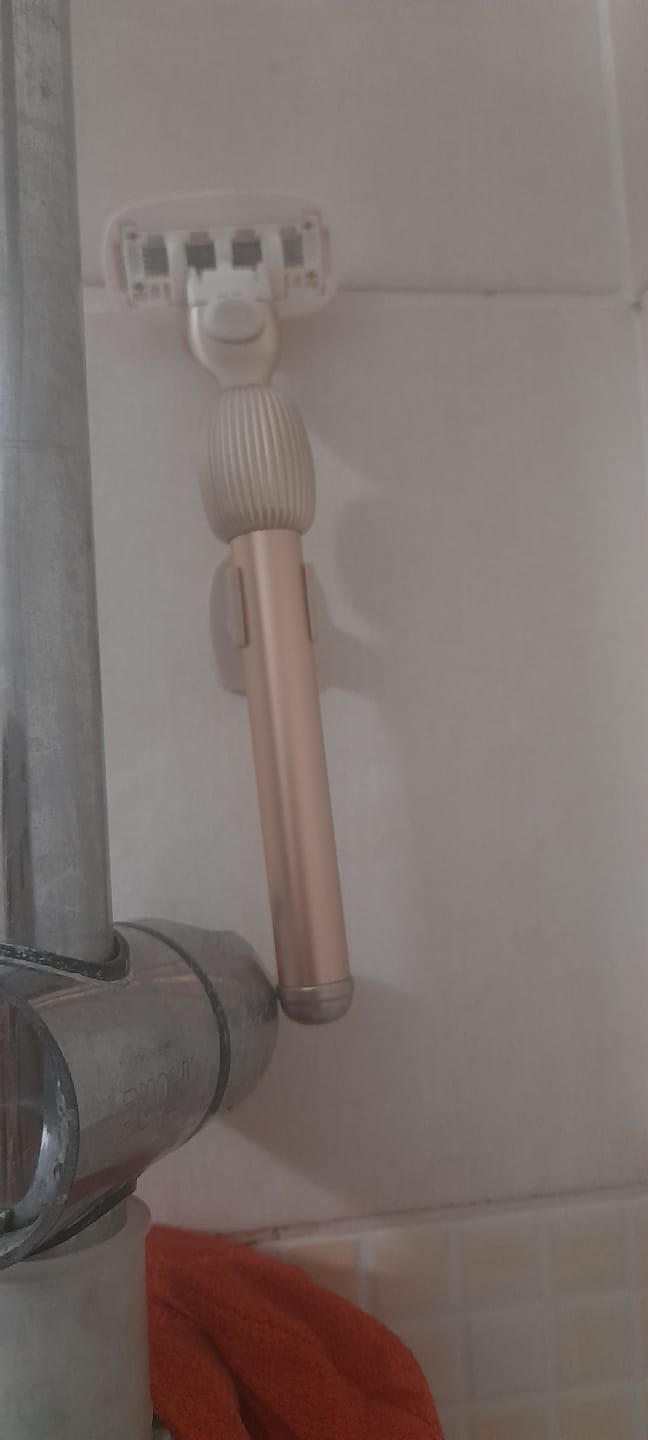 Customer photo review of The Razor Starter Set