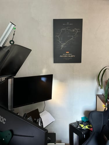 Customer photo review of Nürburgring Nordschleife - Individuelles Wandbild