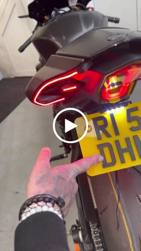 Customer video review of Yamaha R1