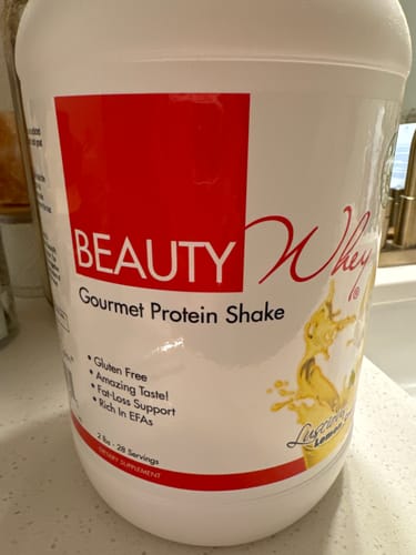 Customer photo review of Women's Protein Isolate BeautyWhey®