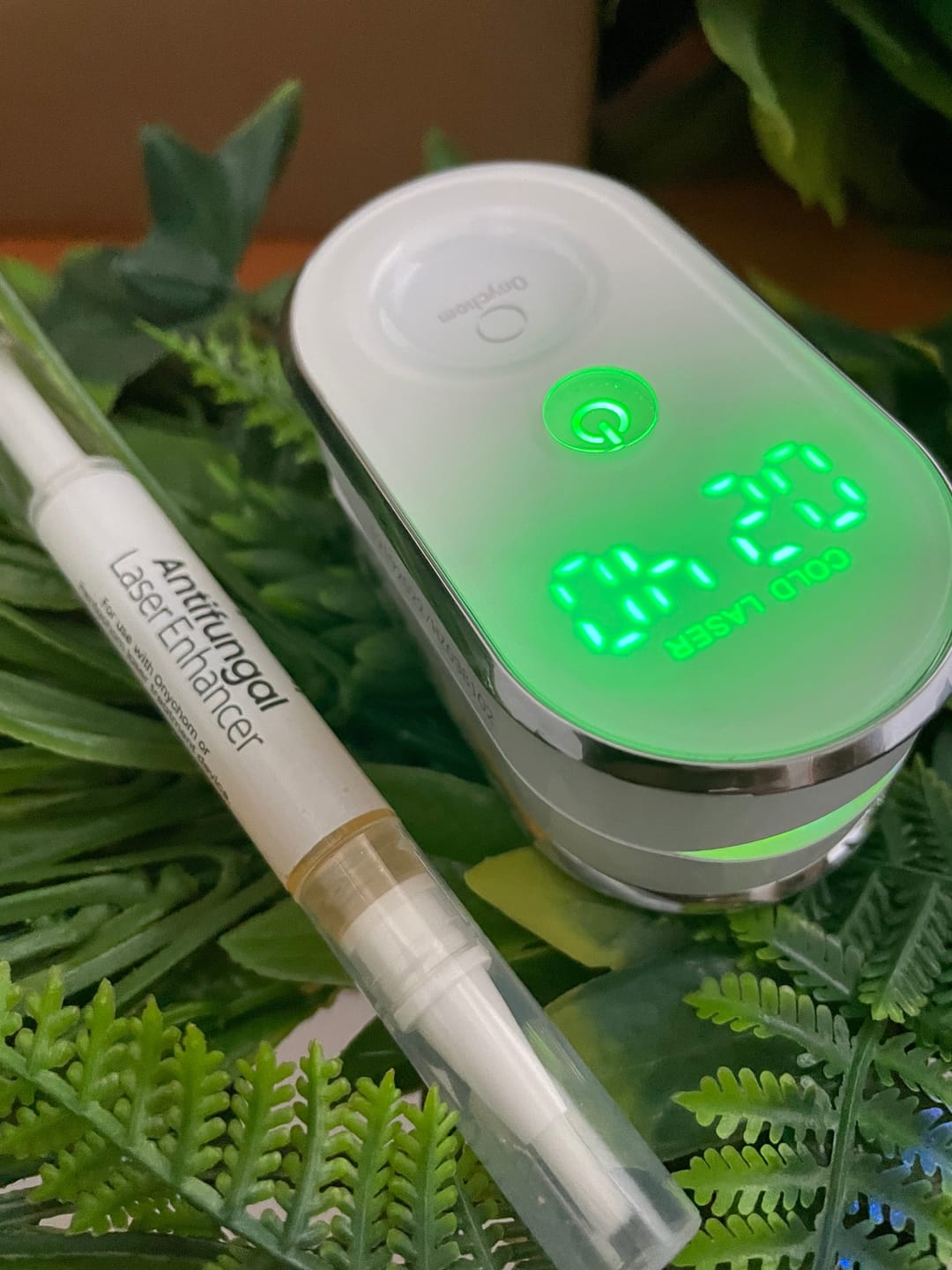 Customer photo review of Onychom Pro Antifungal LED Device