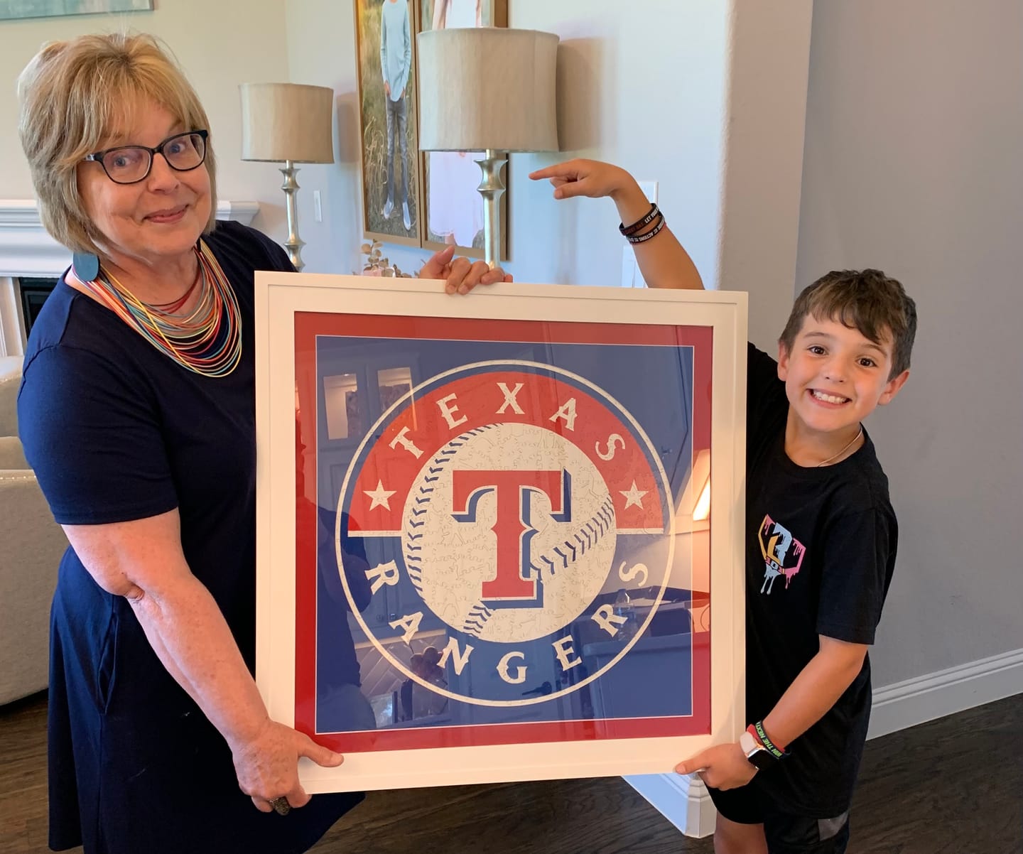 Customer photo review of Texas Rangers™ - Wooden Puzzle