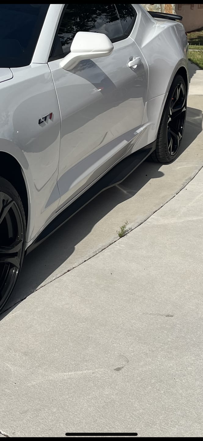 Customer photo review of 6th Gen Camaro ZL1 Conversion Side Skirts Rocker Panels