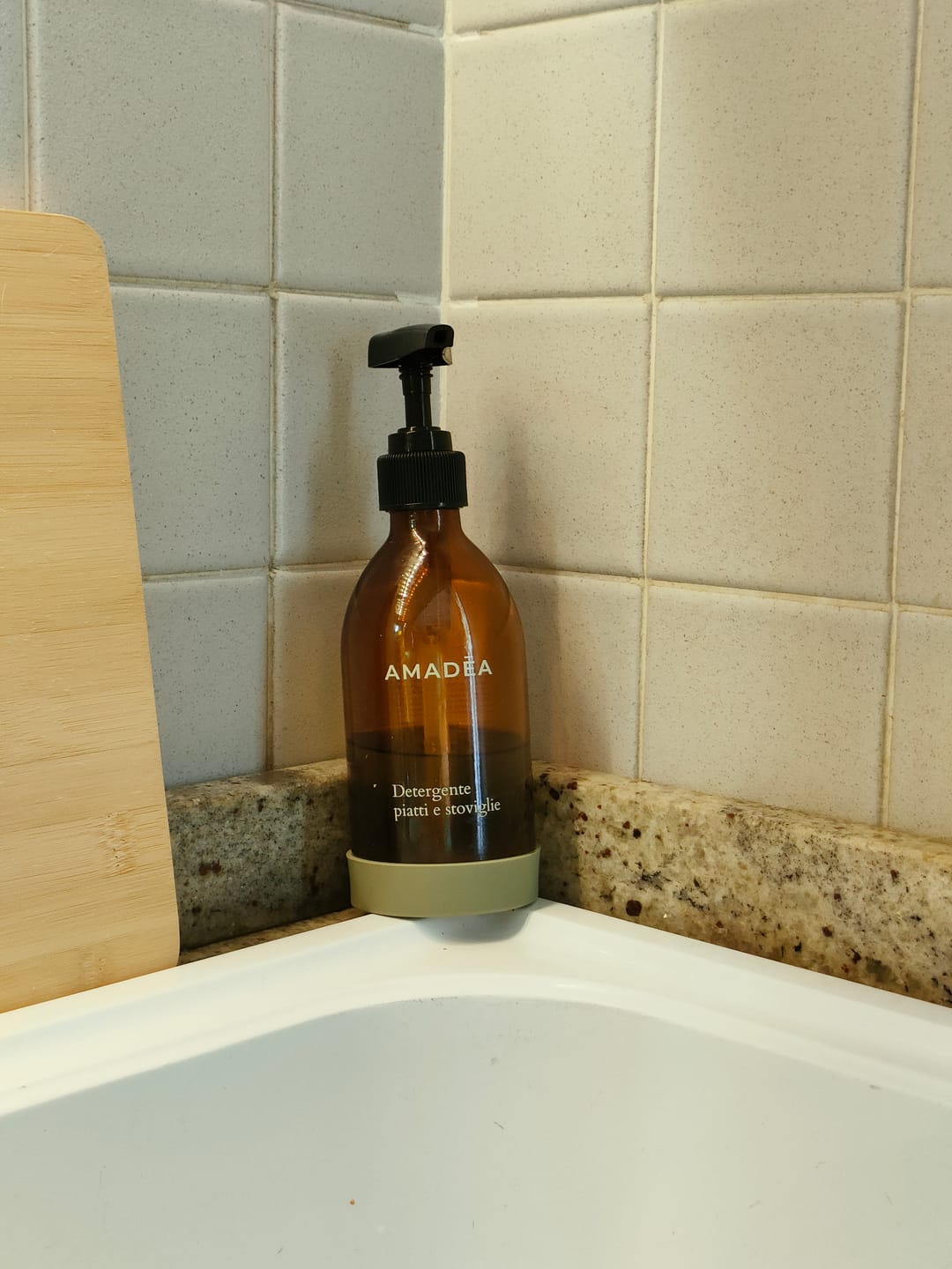 Customer photo review of Detergente piatti e stoviglie 300ml
