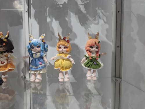 Customer photo review of Bonnie Season 2 Sweet Heart Party Series Action Figure BJD Blind Box