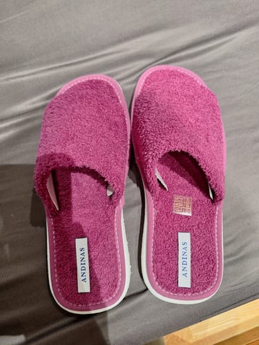 Customer photo review of Zapatilla de rizo punta abierta de Andinas 550