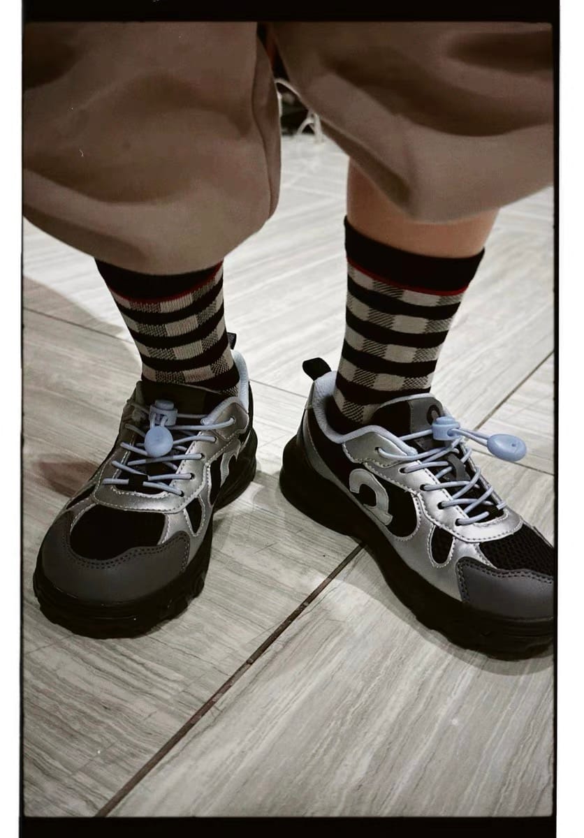 Customer photo review of MovingFree Super Light Sneaker 5.0