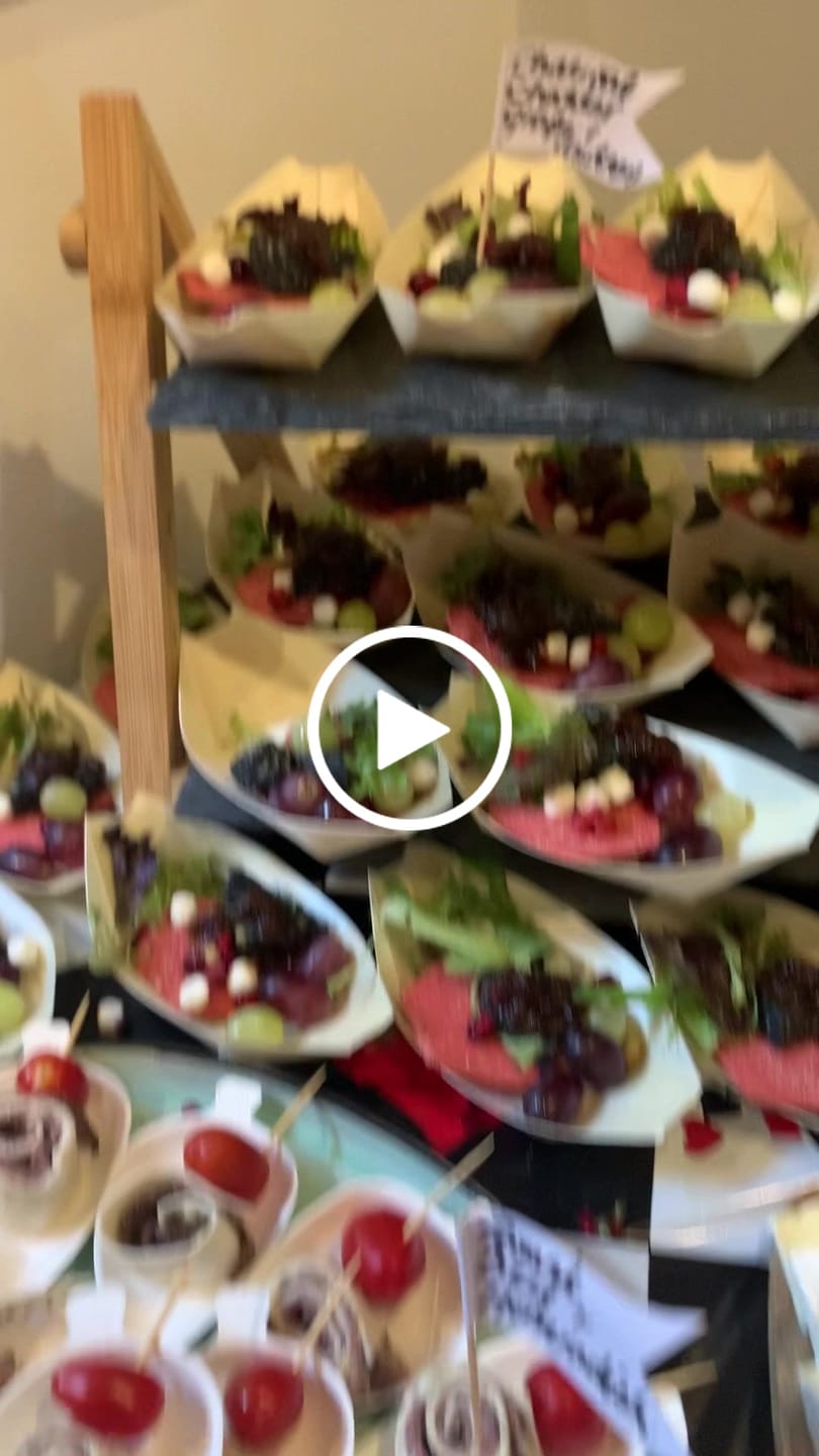 Customer video review of Plain White Flag Skewer (8cm) - 100 pieces