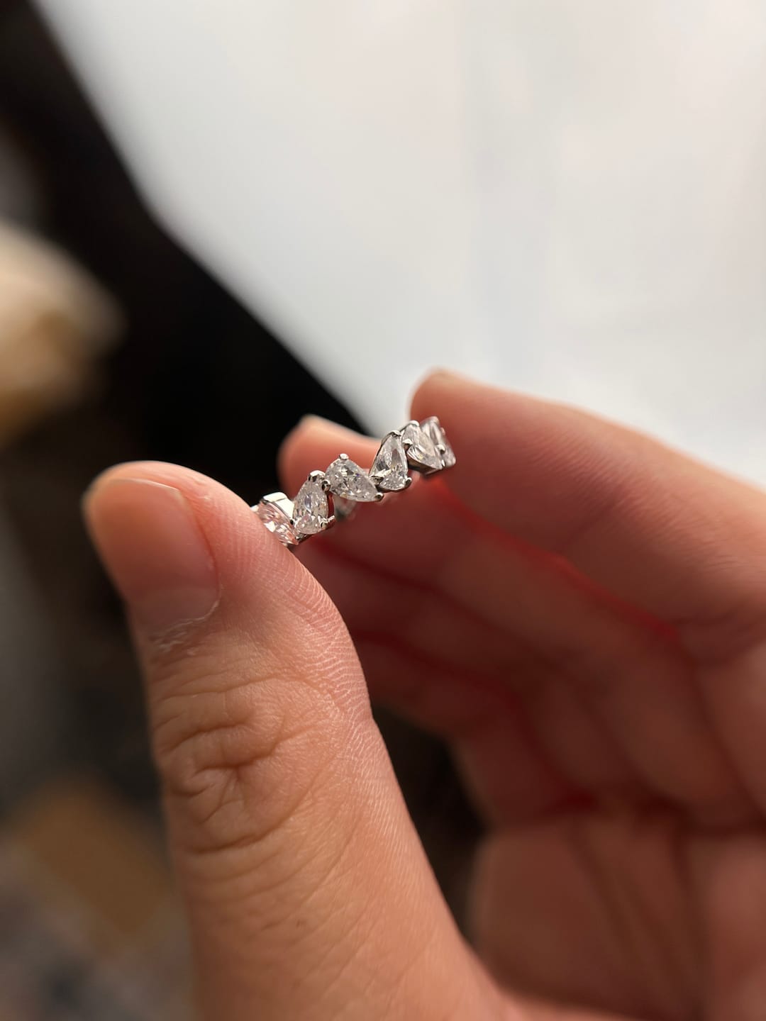 Customer photo review of Louily Unique Full Pear Cut Women's Wedding Band
