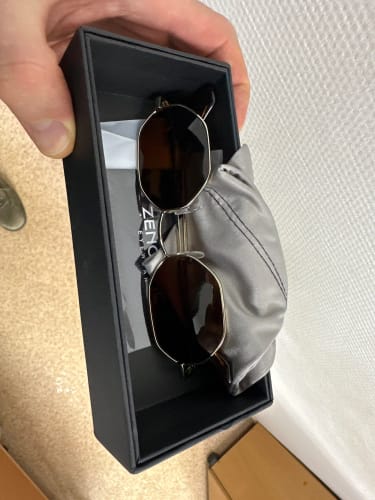 Customer photo review of Zenottic Sun Glasses Lucas