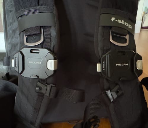 Customer photo review of Ulanzi Falcam F38 Quick Release Kit für Kamera Rucksack Gurt Clip V2 F38B3803