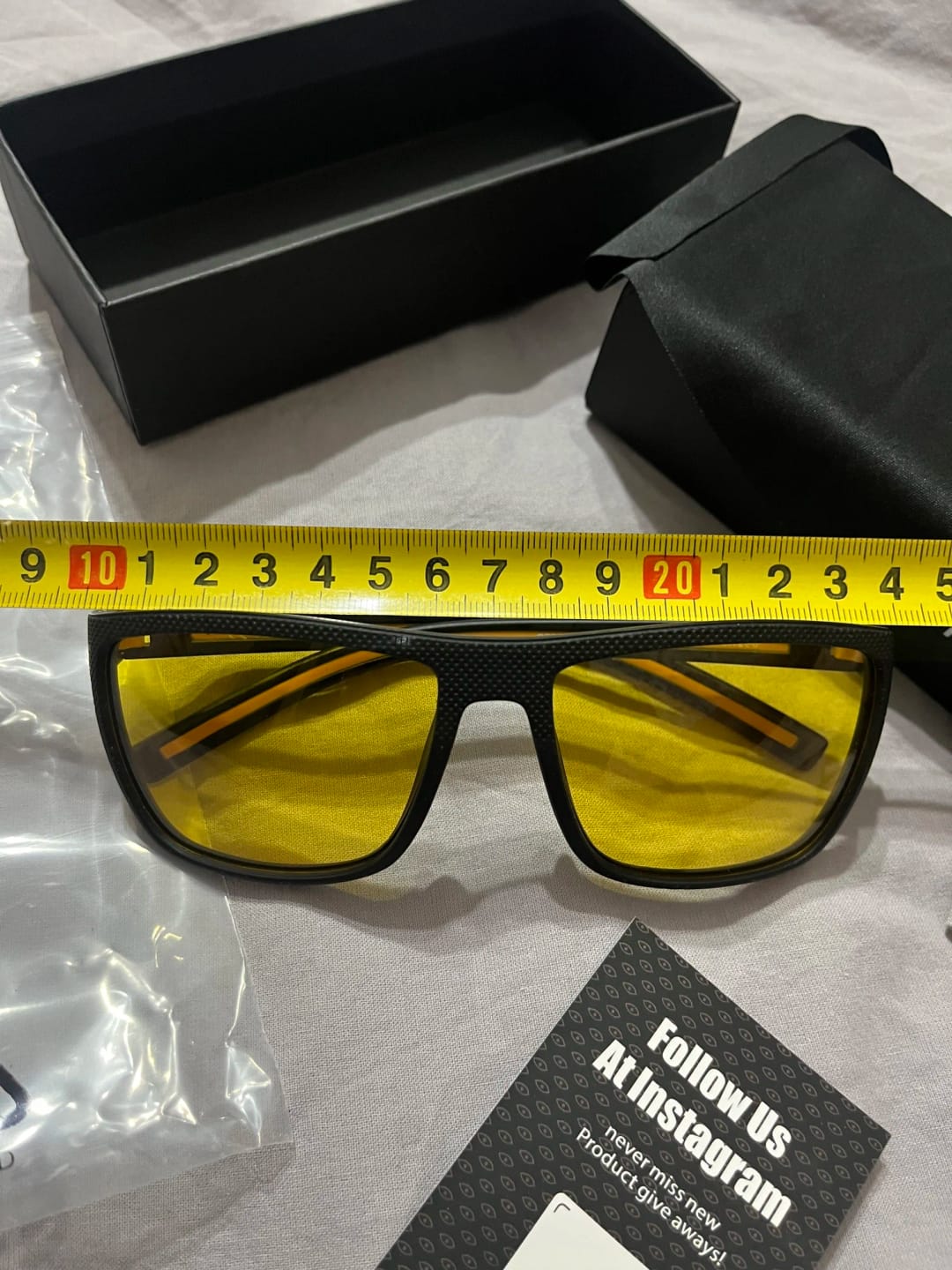Customer photo review of Zenottic Sun Glasses Philip