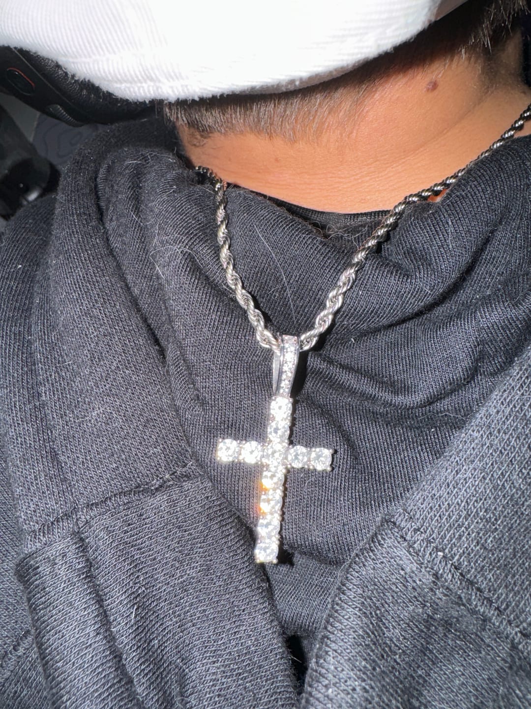 Customer photo review of CROSS PIECE PENDANT. - WHITE GOLD