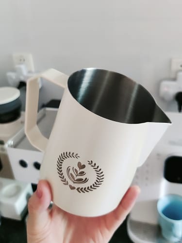 Customer photo review of Non-Stick Latte Art Milk Jug for Cappuccino and Coffee Ver II - MUVNA