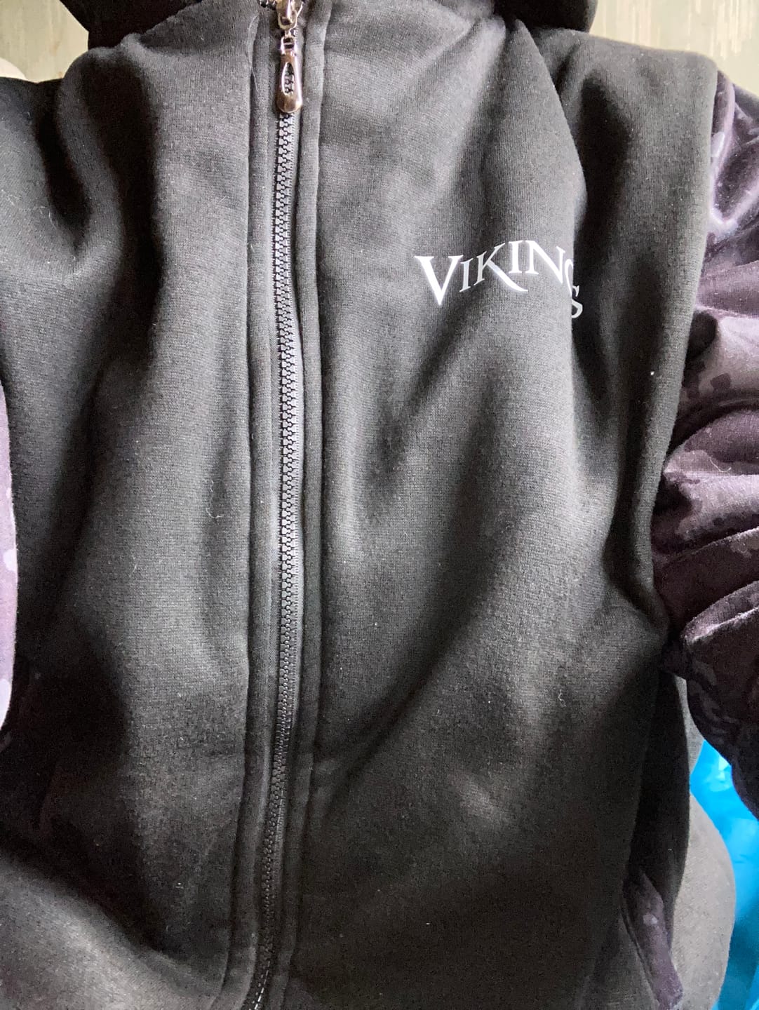 Customer photo review of VESTE AEGISHJALMUR