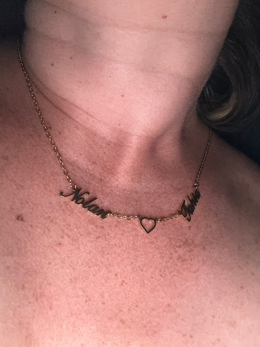 Customer photo review of Collier Coeur & Prénoms Sautoir Personnalisé
