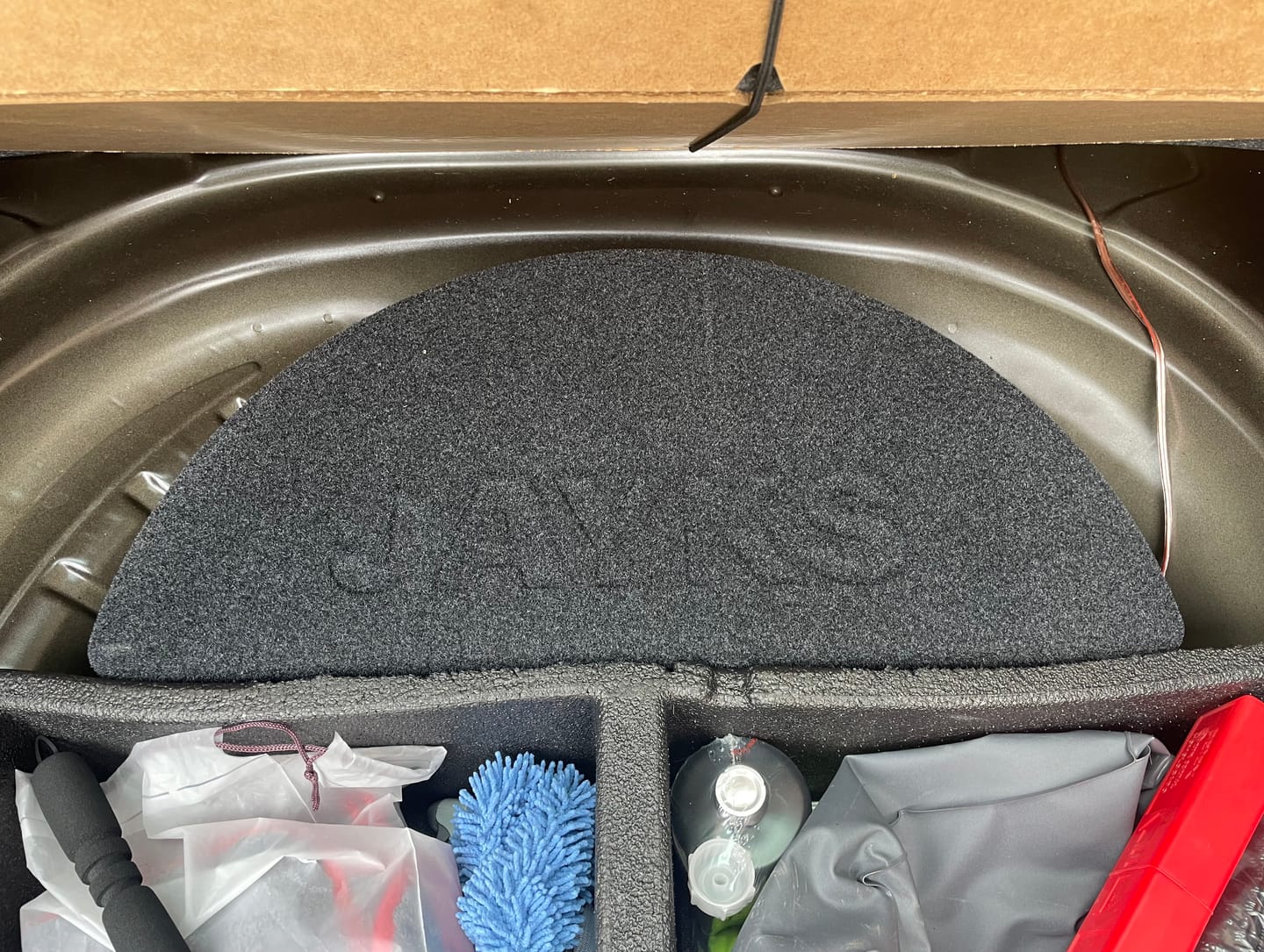 Customer photo review of SUB sX | Doppel-Woofer | 120 Watt | für Reserverad Mulde