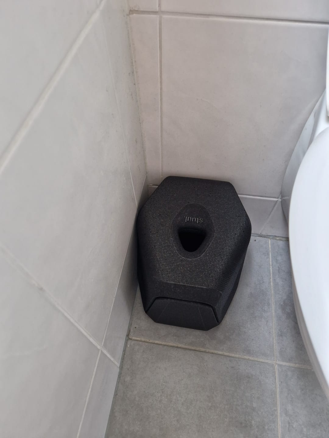 Customer photo review of stuul® Toilet Stool | The Poop Stool - Made in Germany (Classic Collection)