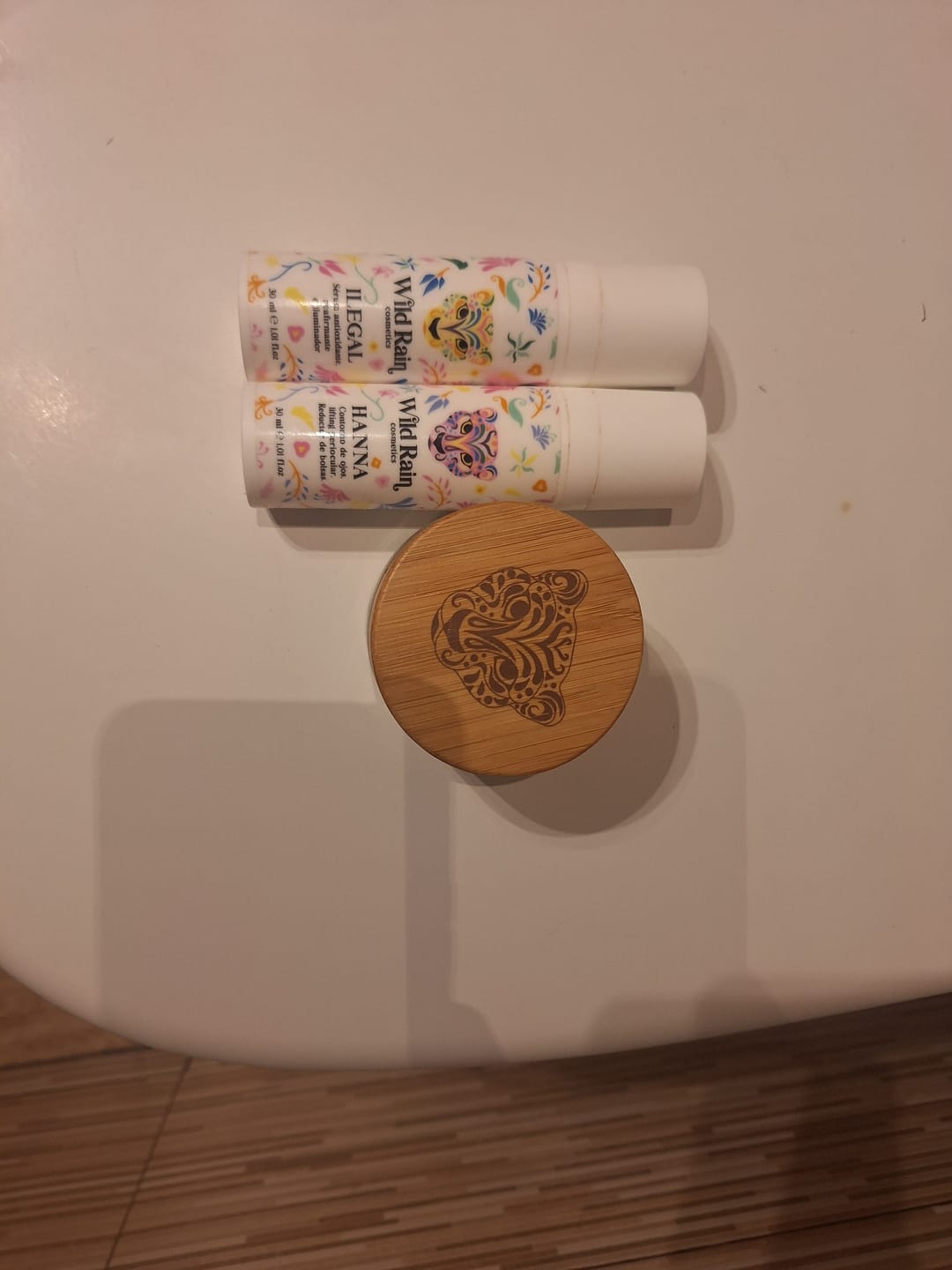 Customer photo review of Contorno de ojos Hanna