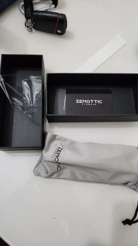 Customer photo review of Zenottic Sun Glasses Philip