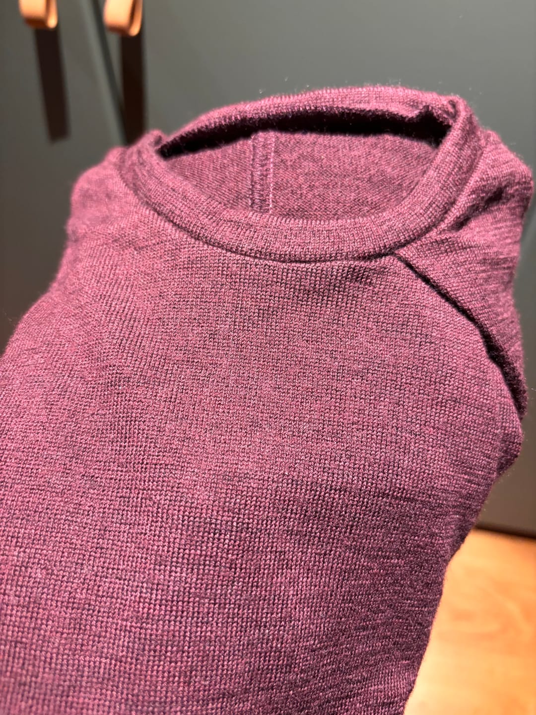 Customer photo review of Upcycling Merino T-Shirt mit der Falte Lila
