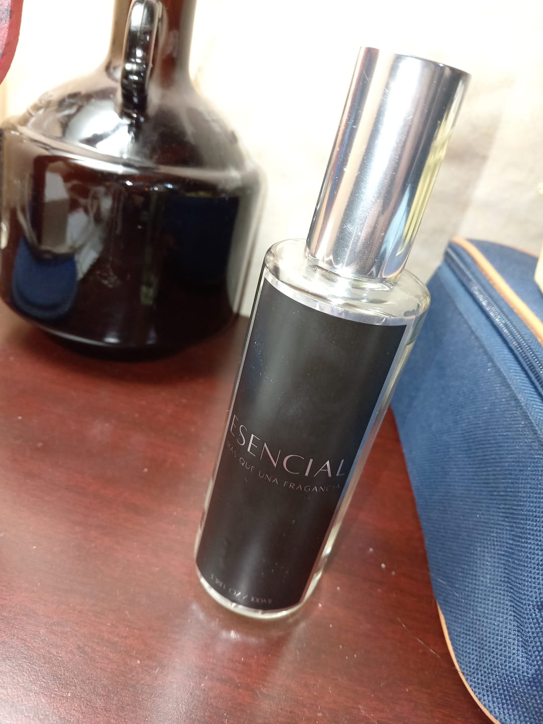 Customer photo review of H059 Inspirado en: 212 Vip Black - Carolina Herrera