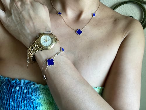 Customer photo review of 10KT Gold Vintage Clover Bracelet 115
