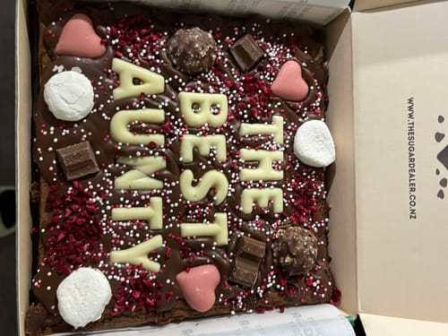 Customer photo review of Custom message heart brownie