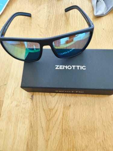 Customer photo review of Zenottic Sun Glasses Philip