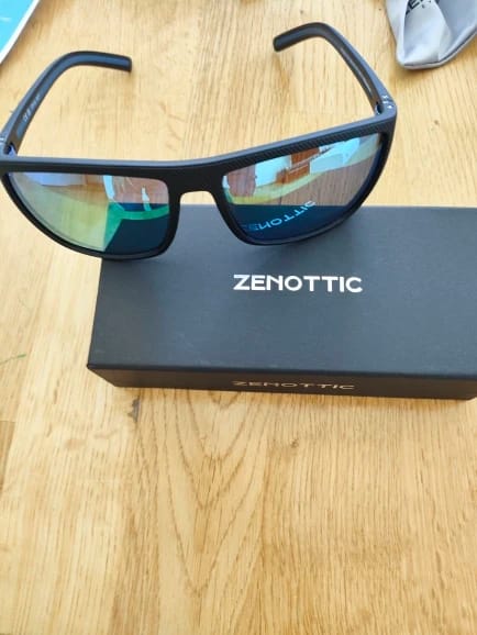 Customer photo review of Zenottic Sun Glasses Philip