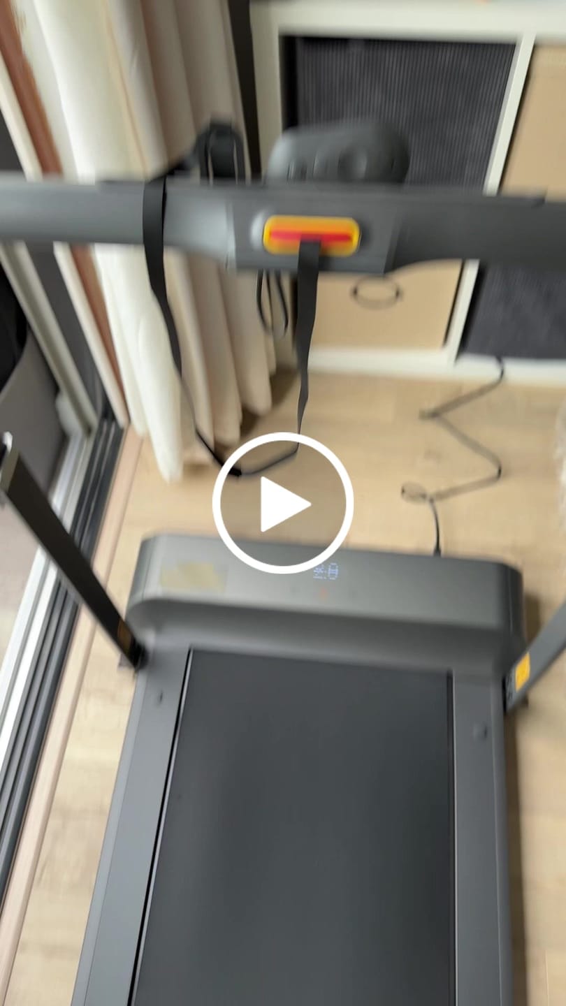 Customer video review of WalkingPad R1 Pro 2IN1 Folding Treadmill 6.2MPH 240 lbs For UK