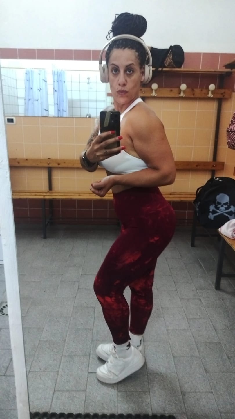 Customer photo review of Leggings Maltinto Rosso Inferno