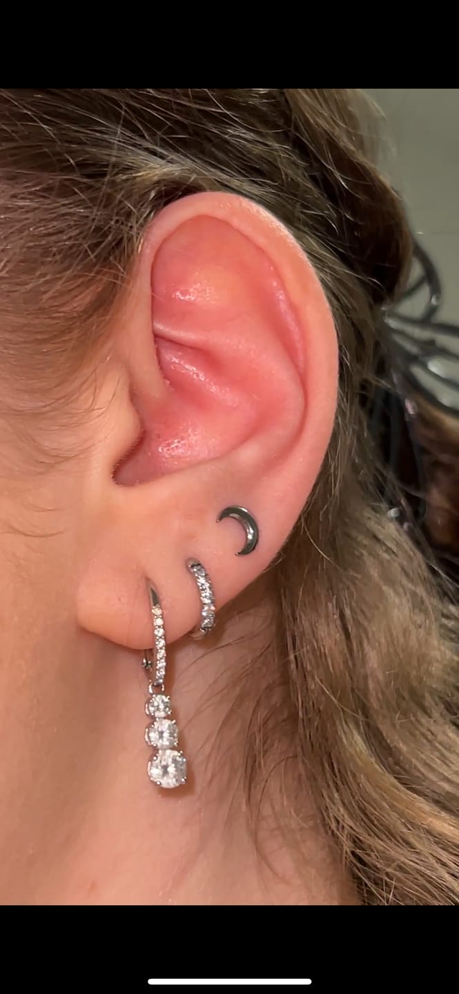 Customer photo review of Klara Ohrringe | 18K vergoldet