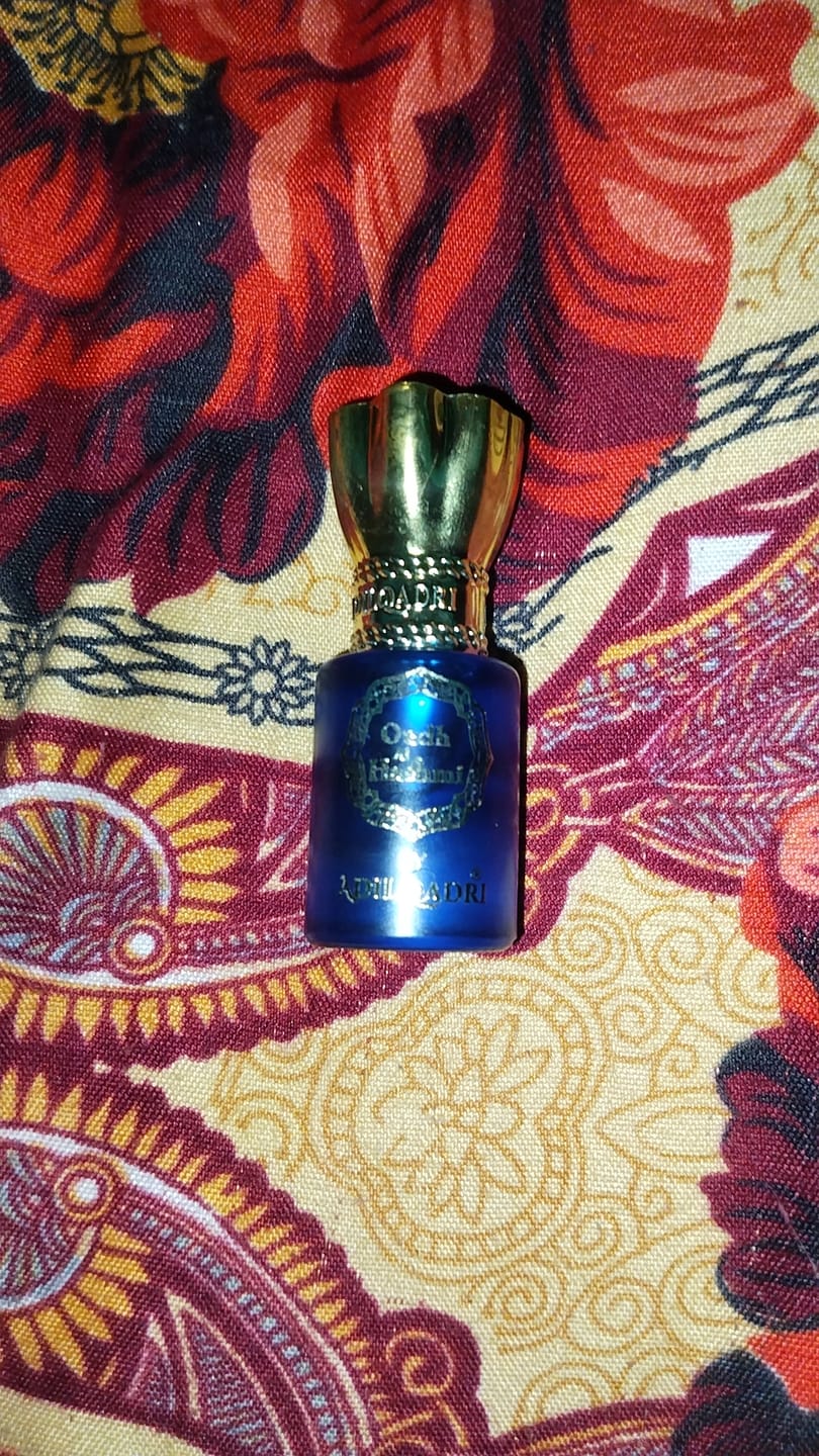 Customer photo review of 3 Pcs Attar Set Shanaya, White Oudh And Oudh Al Hashmi 5.5 Ml Each