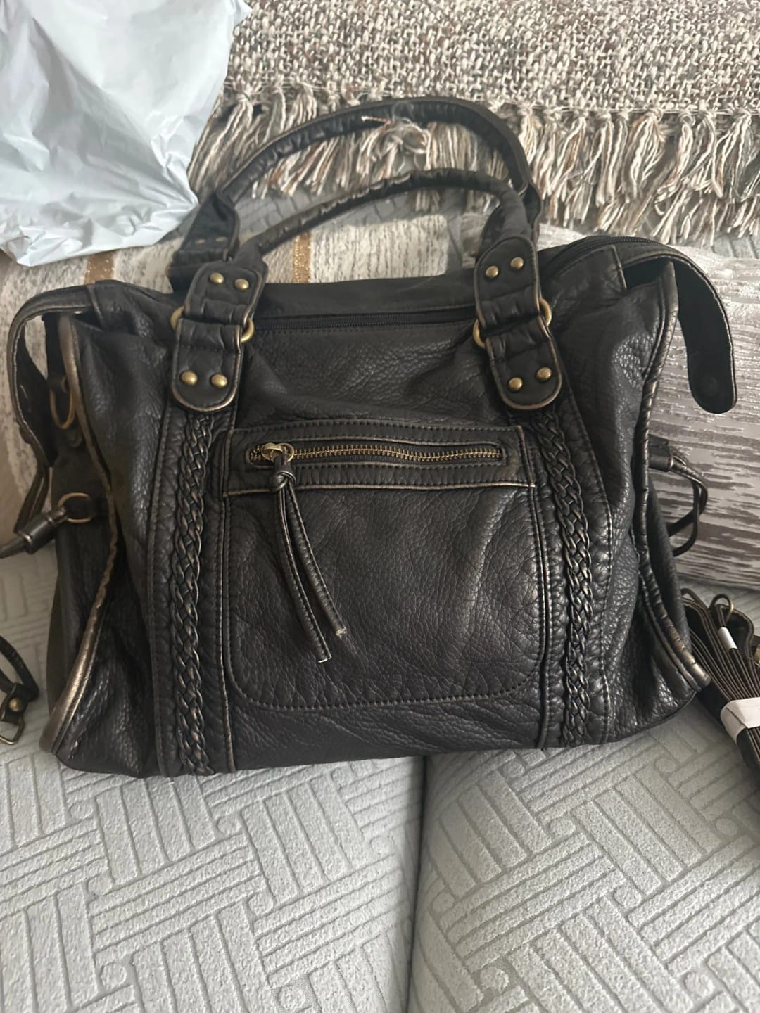 Customer photo review of RAQUEL - Sac à Main de Cours Bandoulière en Cuir Rigide