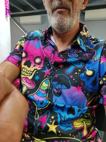 Customer photo review of Chemise à manches courtes à manches courtes de style rockabilly pour homme avec champignon magique