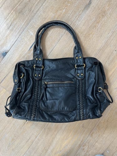 Customer photo review of RAQUEL - Sac à Main de Cours Bandoulière en Cuir Rigide
