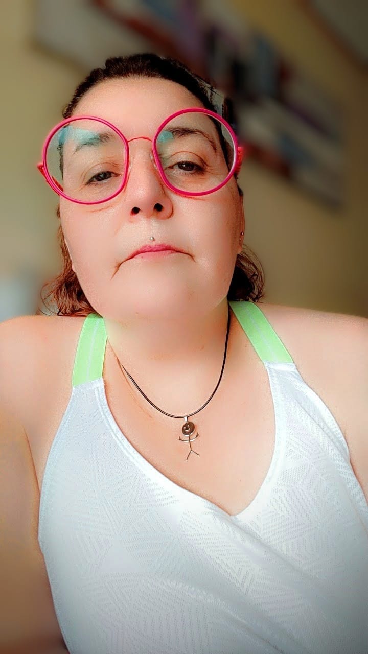 Customer photo review of Que te den | Collar | Equannt