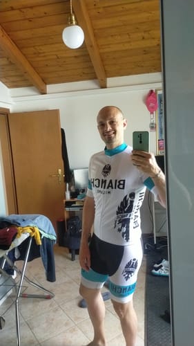 Customer photo review of Bianchi Eagle Retro Short Sleeve Cycling Kit
