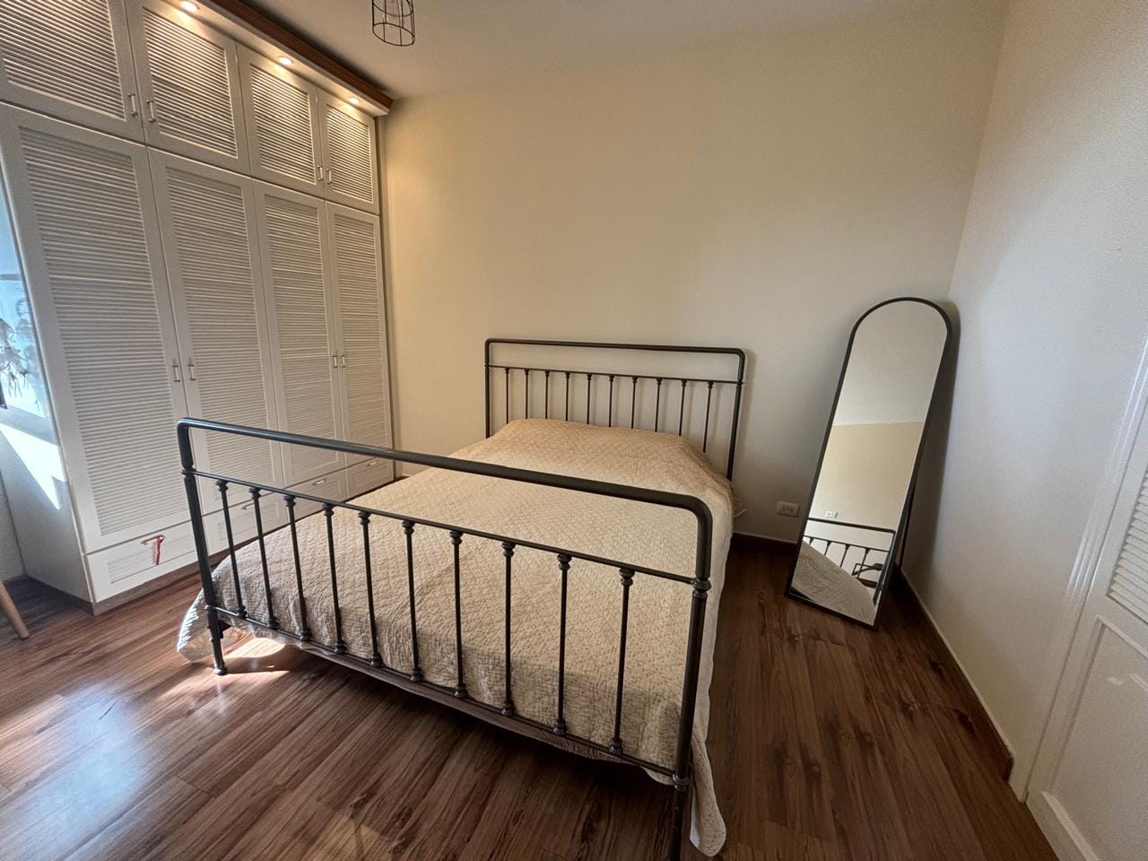 Customer photo review of Trimond Bed