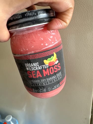 Customer photo review of Strawberry Banana Oasis Sea Moss Gel
